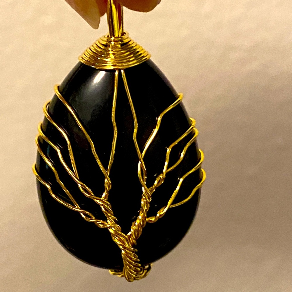 Gold wire wrapped black onyx pendant NEW with box